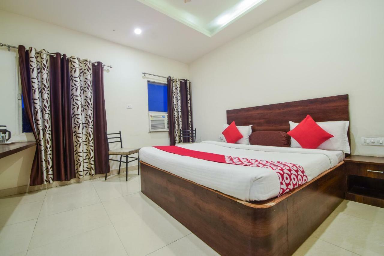 Hotel Krishna Palace Udaipur Ngoại thất bức ảnh