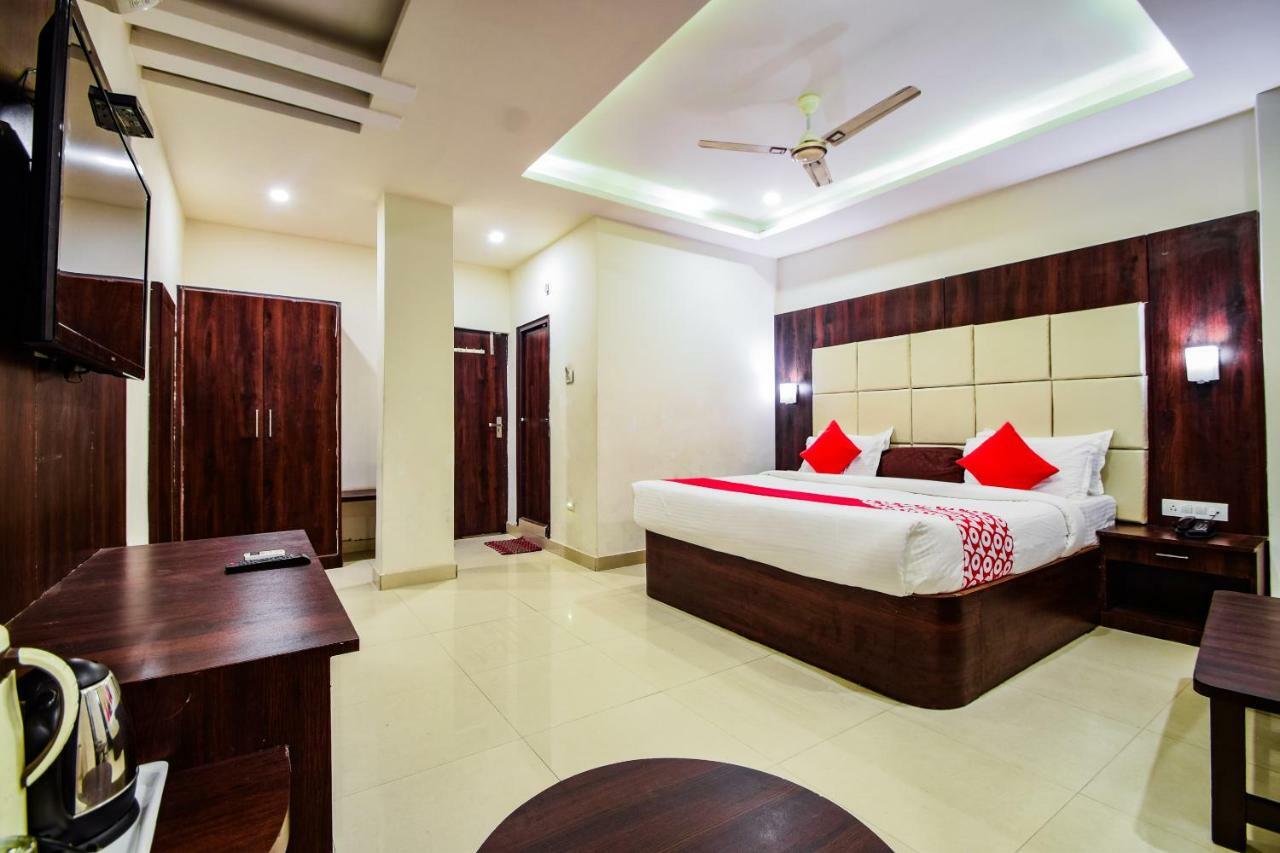 Hotel Krishna Palace Udaipur Ngoại thất bức ảnh