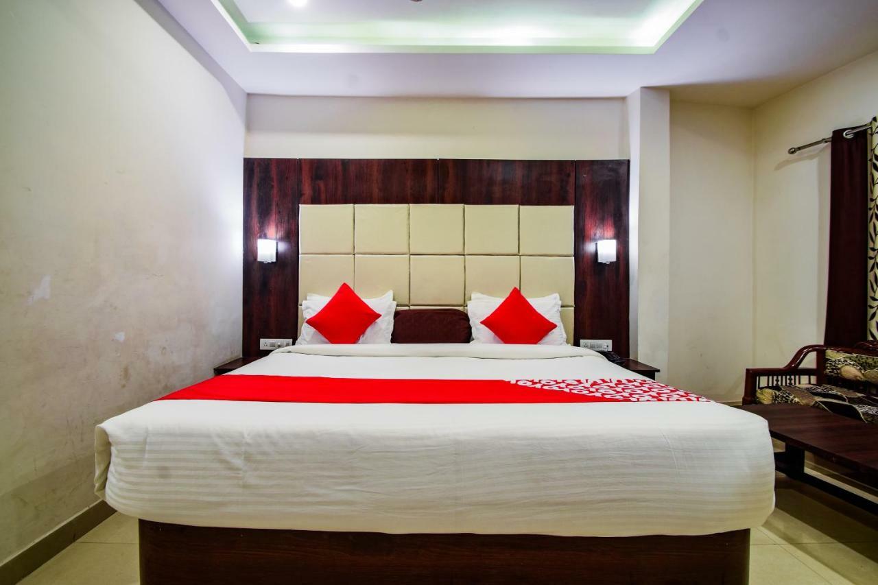 Hotel Krishna Palace Udaipur Ngoại thất bức ảnh